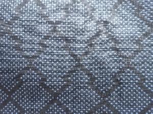 アンティーク　松皮菱模様織出し本場泥大島紬着物（5マルキ）